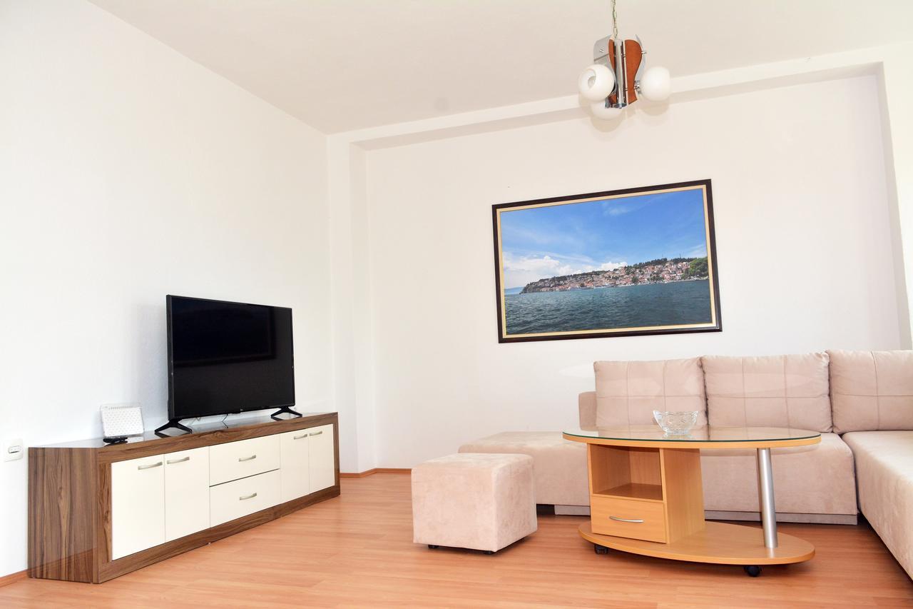 Comfort Apartment Ochryda Zewnętrze zdjęcie